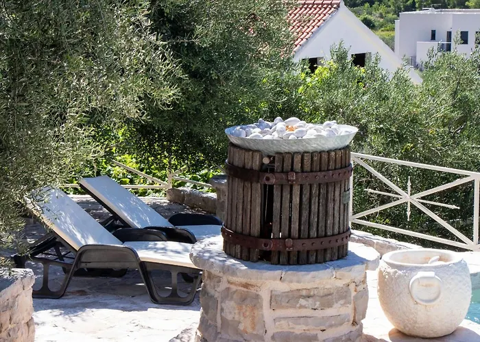 House Wood Nyaraló *